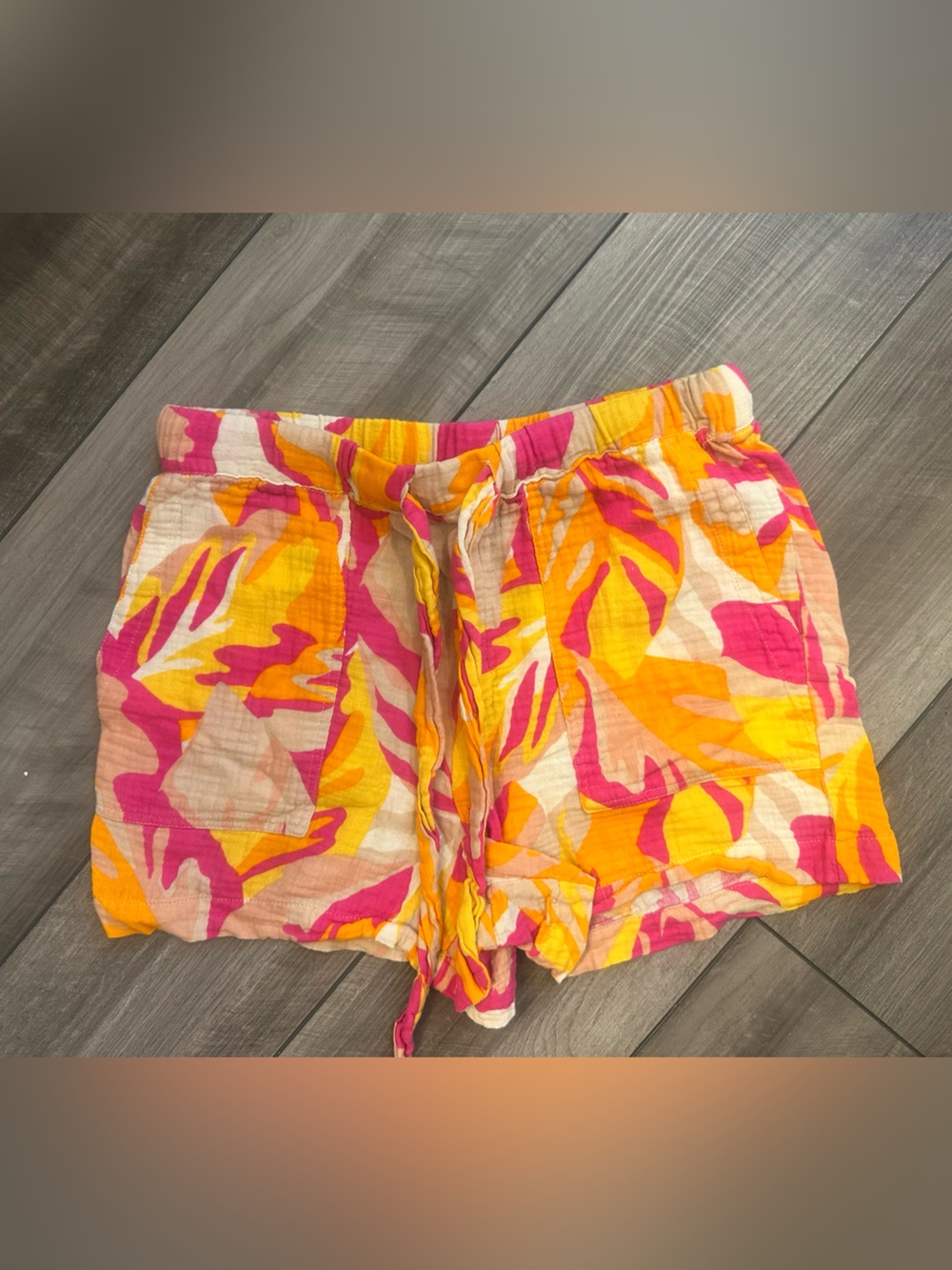 Pink & Yellow Tropical Print Drawstring Shorts